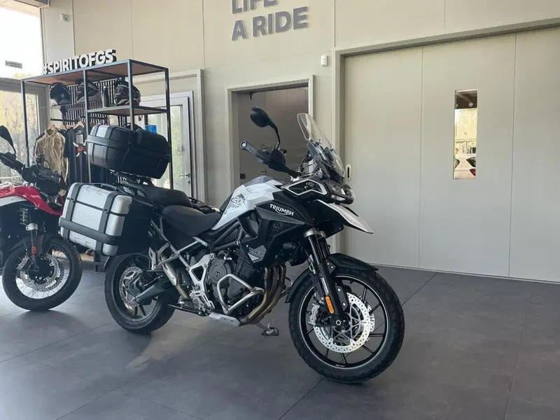Triumph Tiger 1200 GT Pro (2022 - 23) (2)
