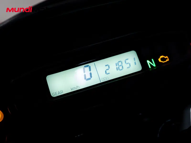 Husqvarna 701 Supermoto (2022) (11)