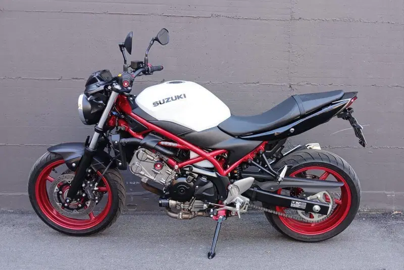 Suzuki SV650 (2021 - 24) (4)