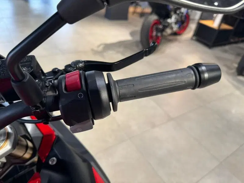 Bmw G 310 GS (2021 - 25) (11)