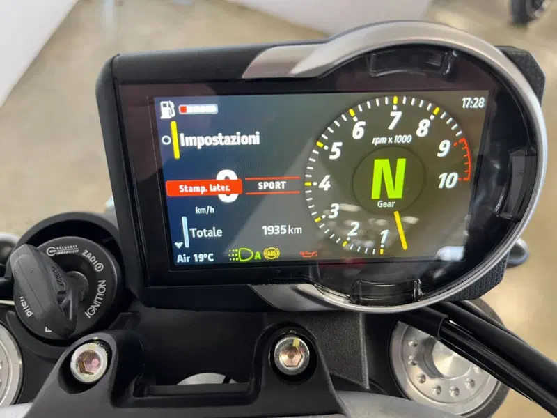 Ducati Scrambler 800 Icon Dark (2025 - 26) (12)