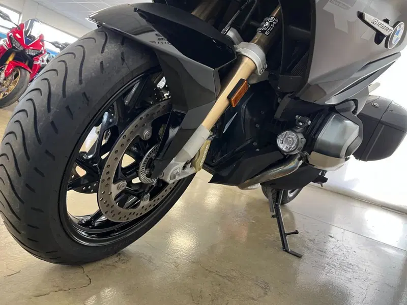 Bmw R 1250 RT (2021 - 25) (3)