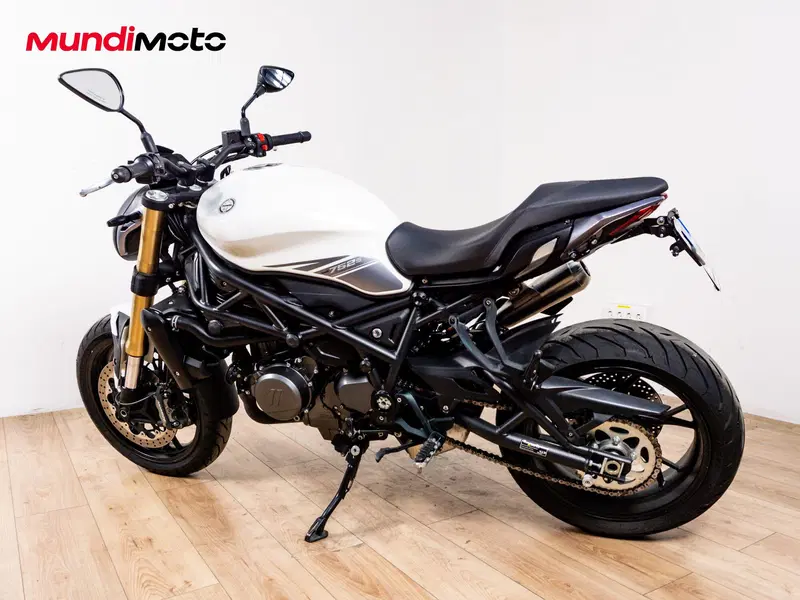 Benelli 752 S (2019 - 20) (7)