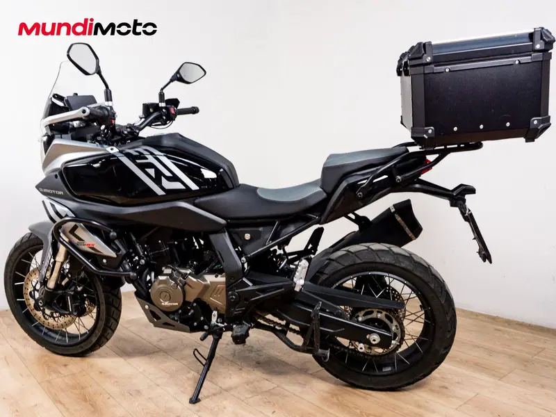 QJ Motor SRT 550 SX (2024) (6)