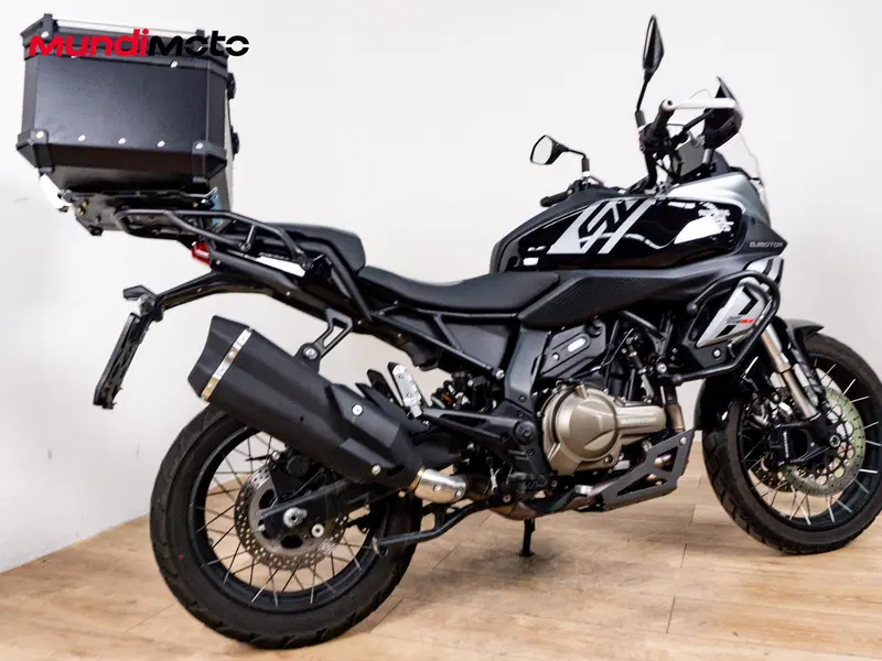 QJ Motor SRT 550 SX (2024) (2)