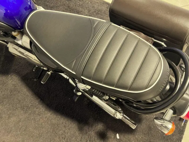Triumph Bonneville T120 (2021 - 25) (5)