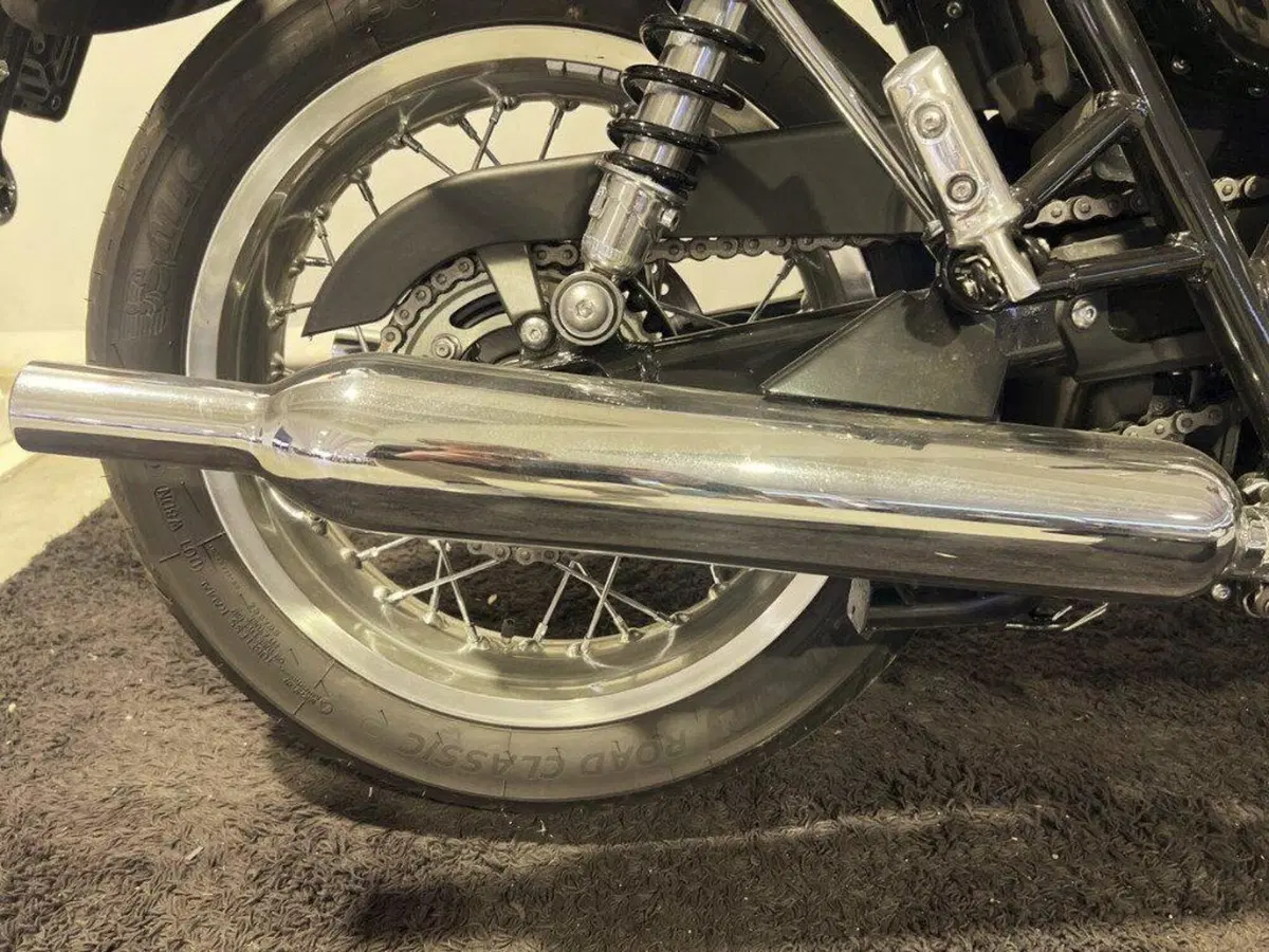 Triumph Bonneville T120 (2021 - 25) (10)
