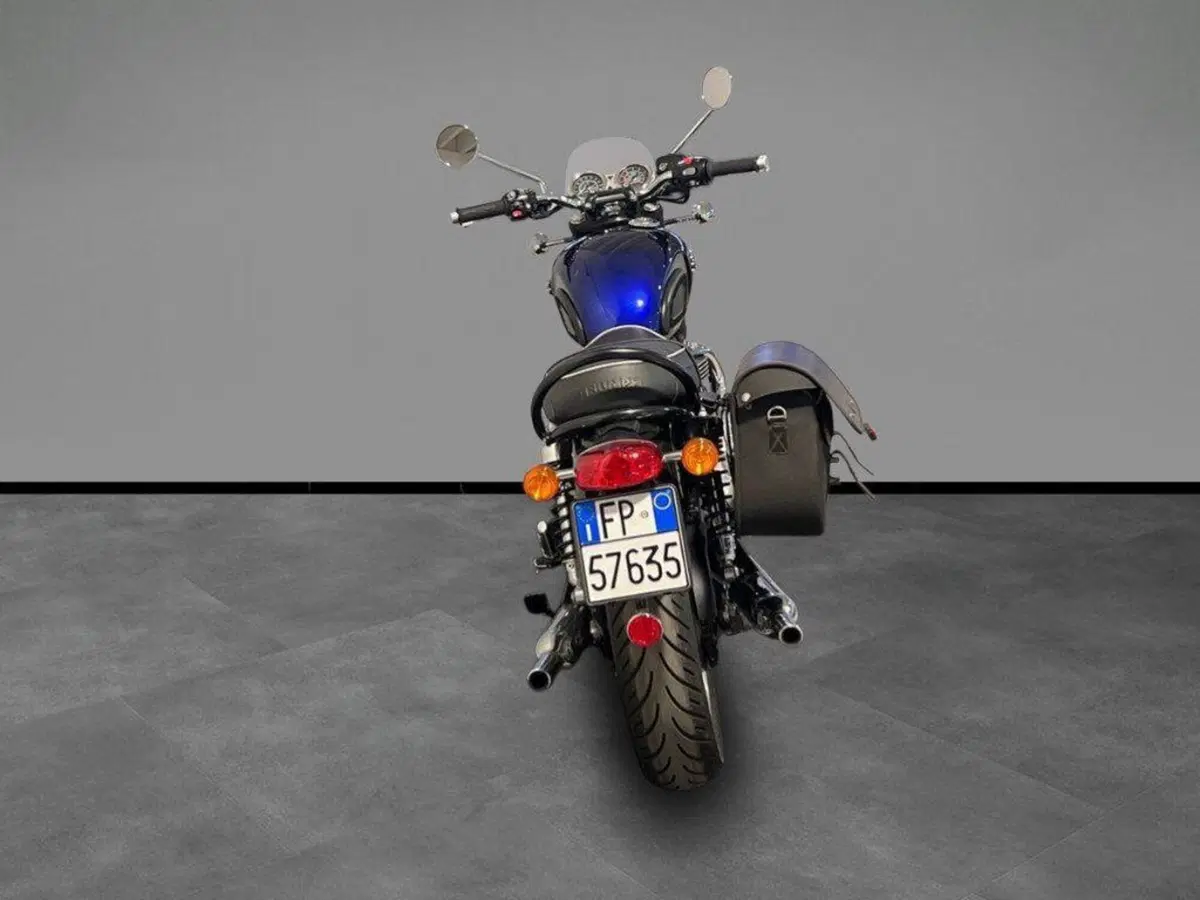 Triumph Bonneville T120 (2021 - 25) (4)