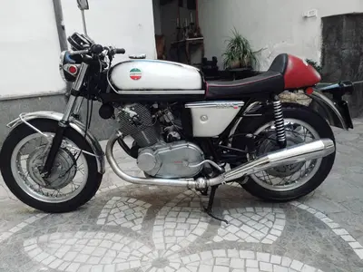 Laverda SF 2FD 750 usata