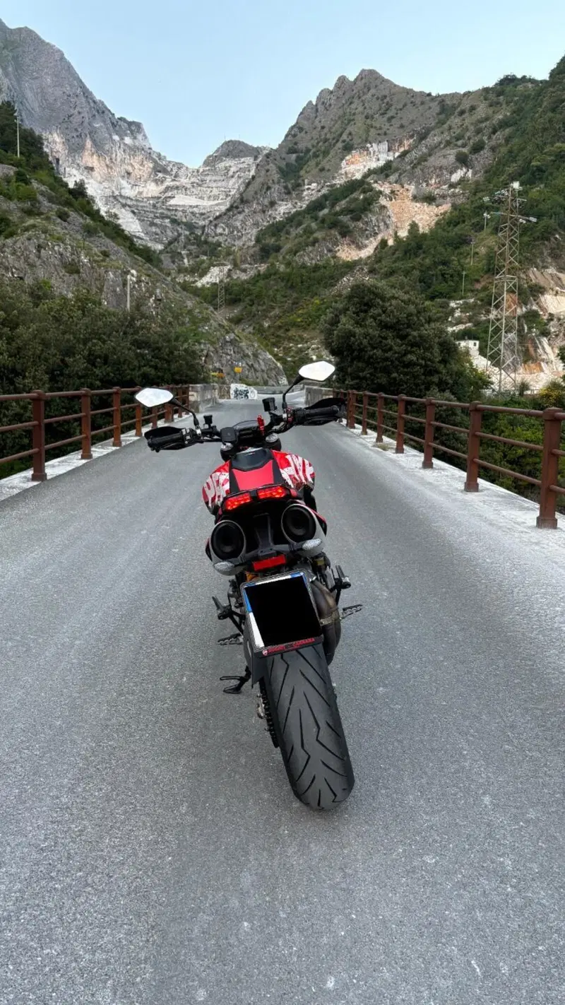 Ducati Hypermotard 950 RVE (2022 - 25) (3)
