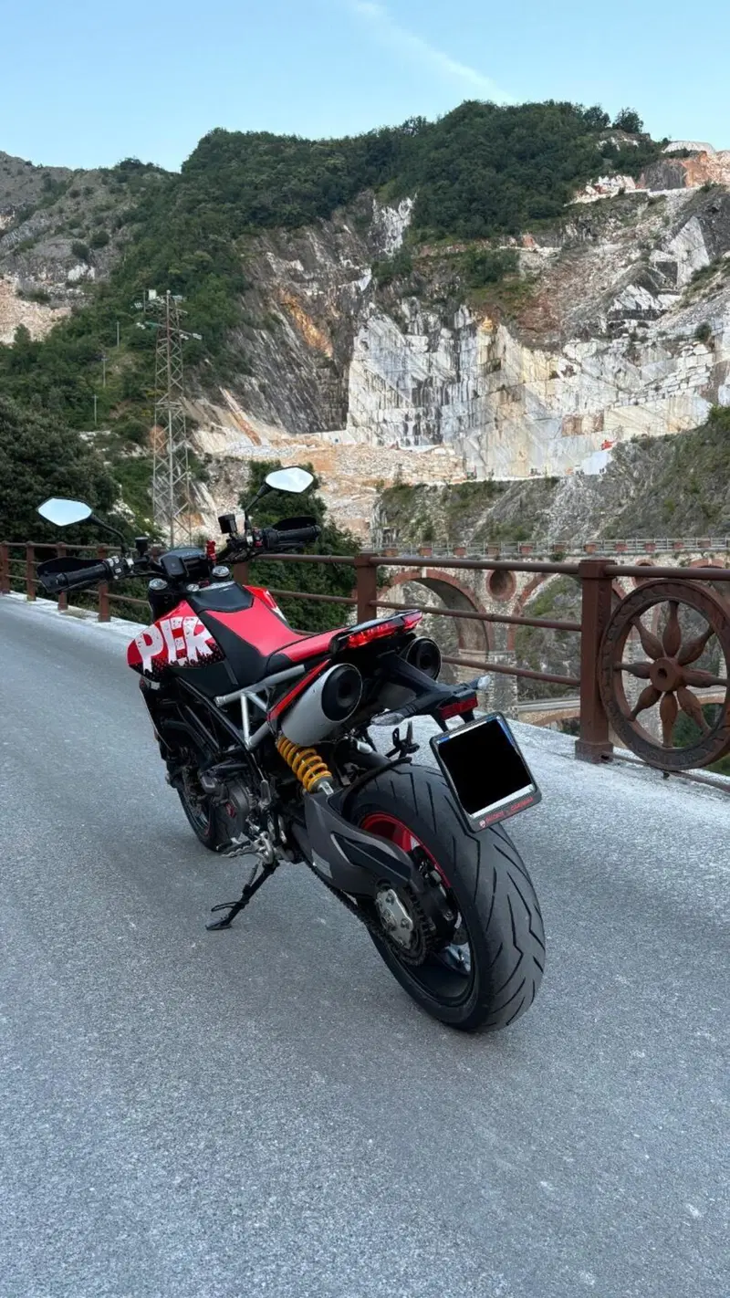 Ducati Hypermotard 950 RVE (2022 - 25) (4)