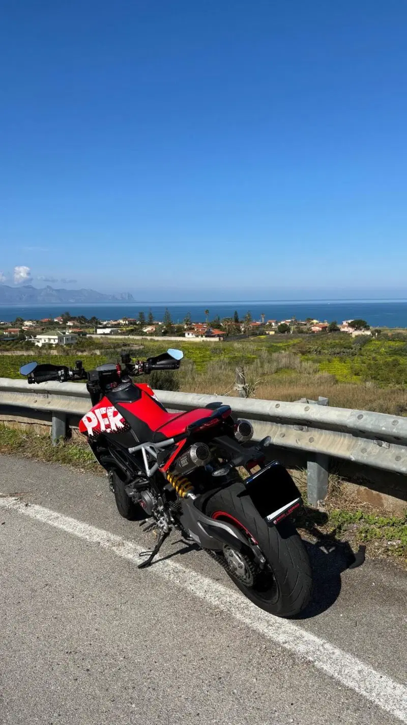 Ducati Hypermotard 950 RVE (2022 - 25) (6)