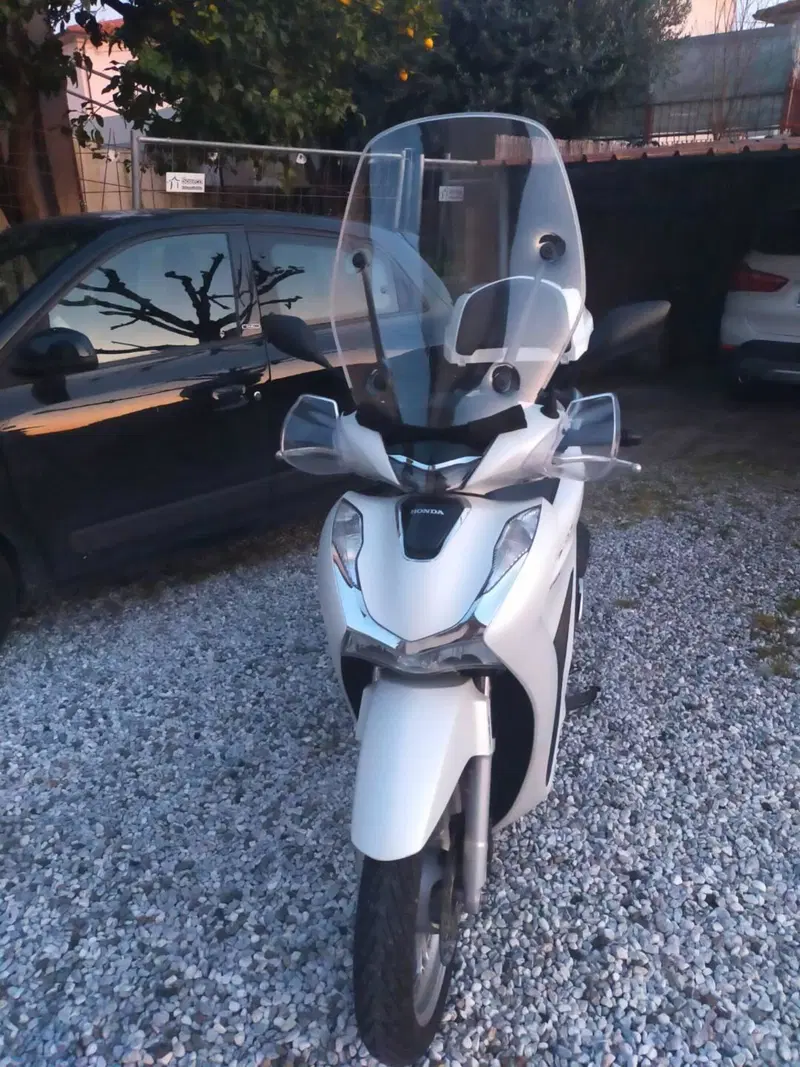 Honda SH 150i (2020 - 23) (2)