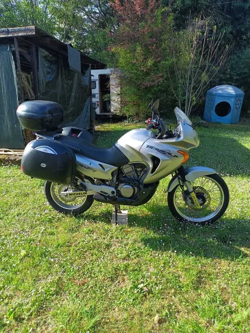 Honda Transalp XL 650V (2000 - 04) (4)