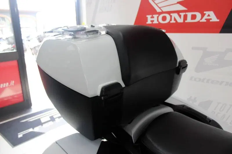 Bmw K 1600 GT (2022 - 26) (5)