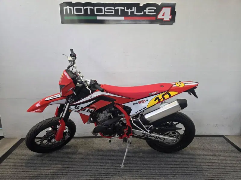 Swm SM 125 R Reborn (2026) (2)
