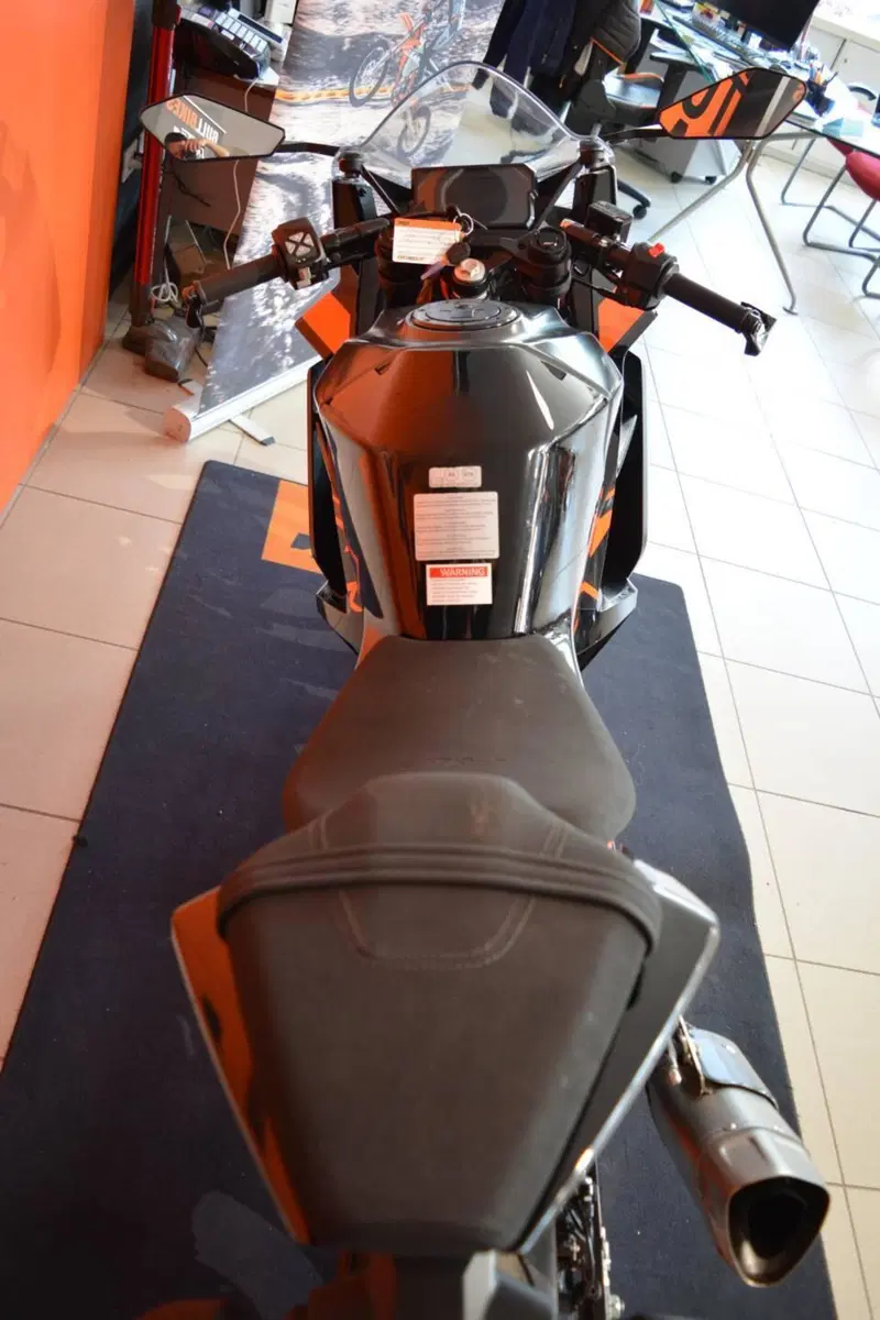 KTM RC 125 (2022 - 26) (8)