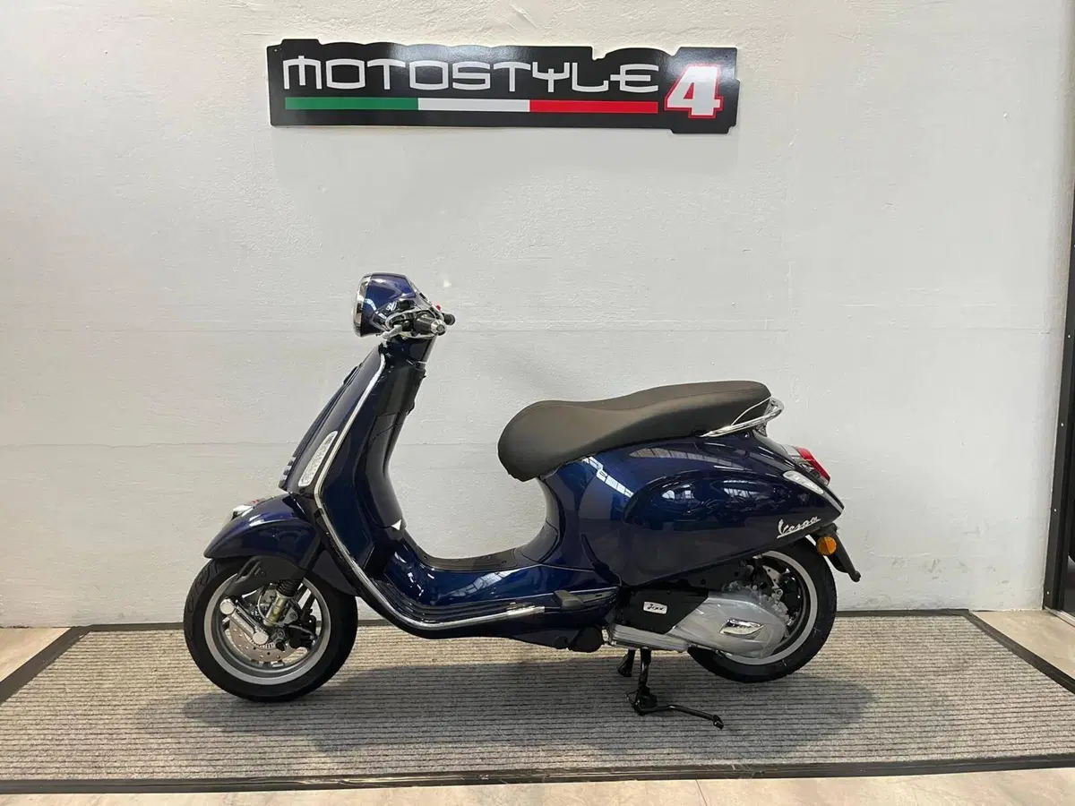 Vespa Primavera 125 (2026) (2)