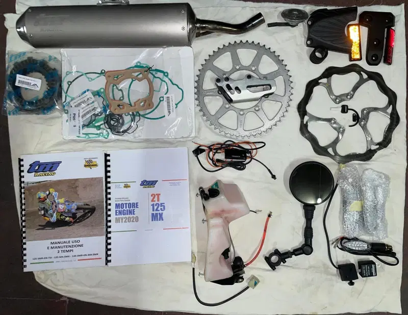 Tm Moto EN 125 Fi 2T (2023) (7)