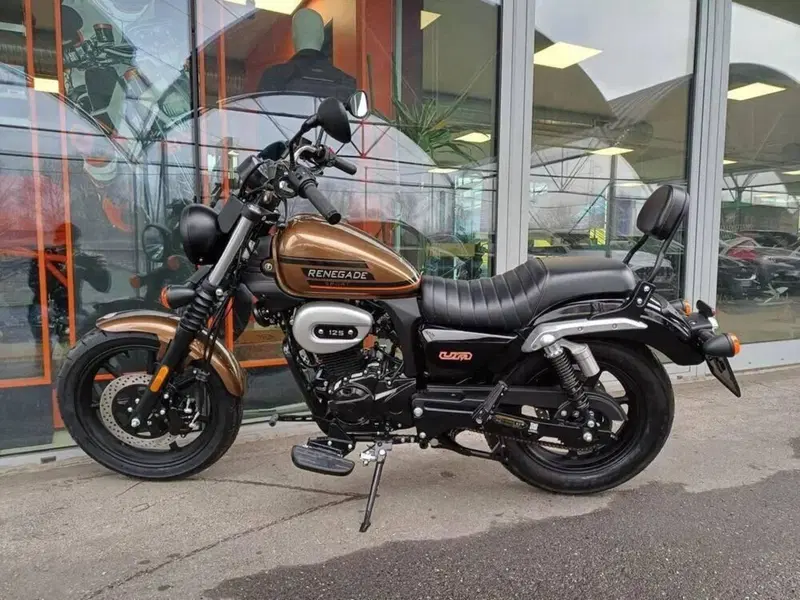 Um Italia Renegade Sport 125 (2023 - 26) (2)