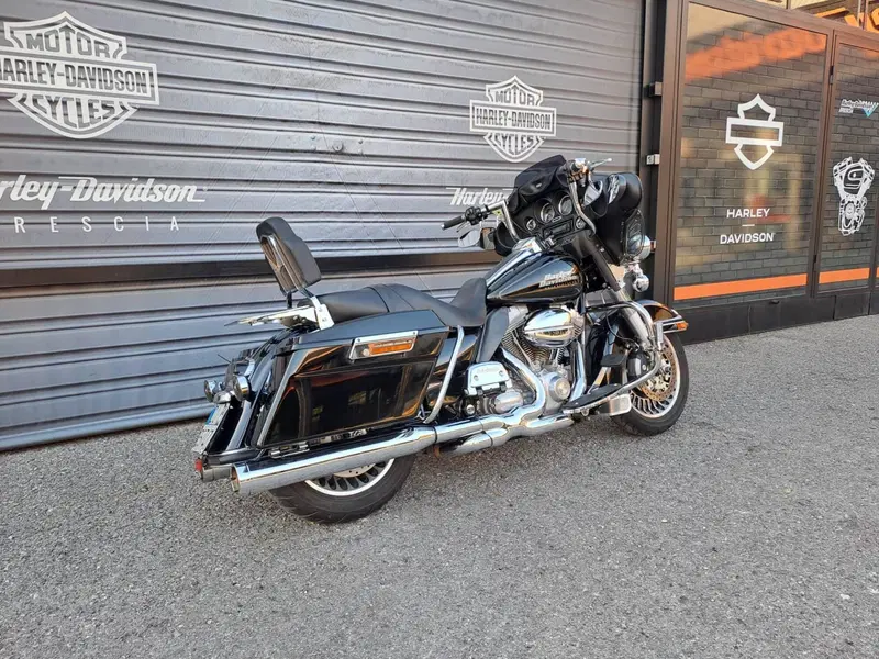 Harley-Davidson 1584 Electra Glide Standard (2008 - 10) - FLHT (3)