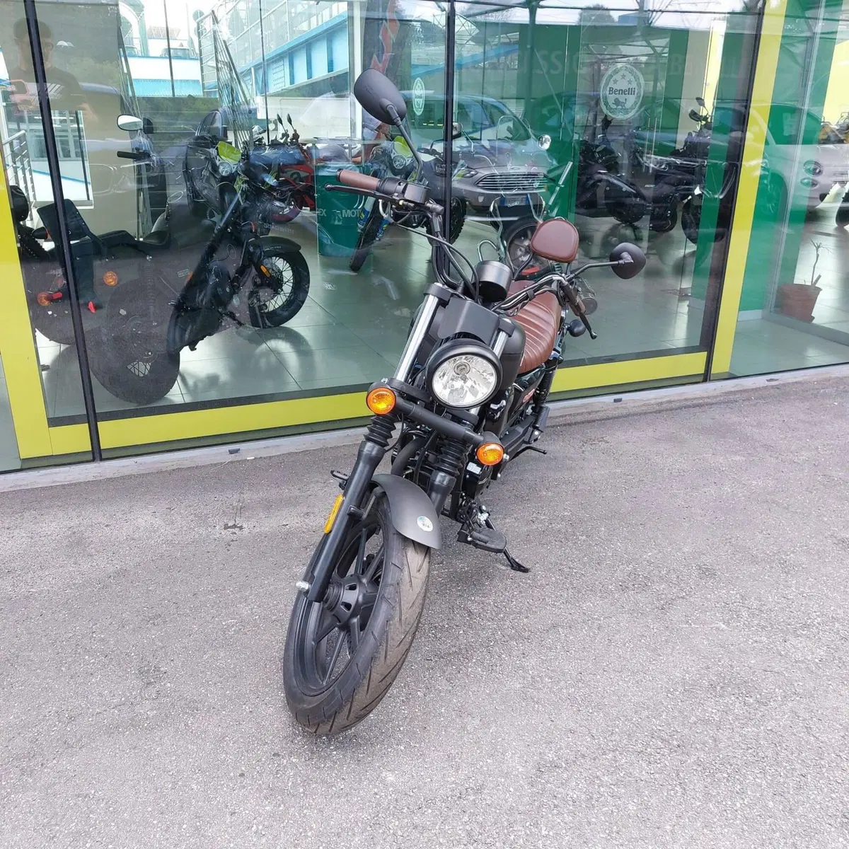 Um Italia Renegade Sport 125 (2023 - 26) (3)