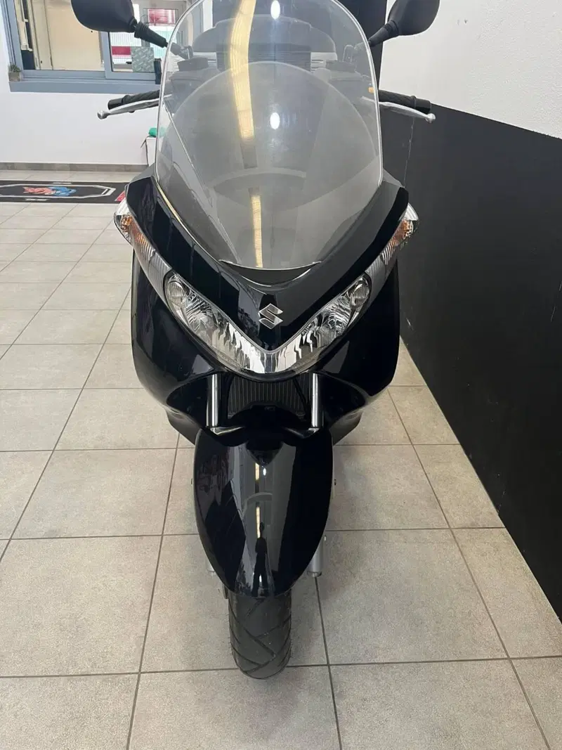 Suzuki Burgman UH 200 (2006 - 12) (2)