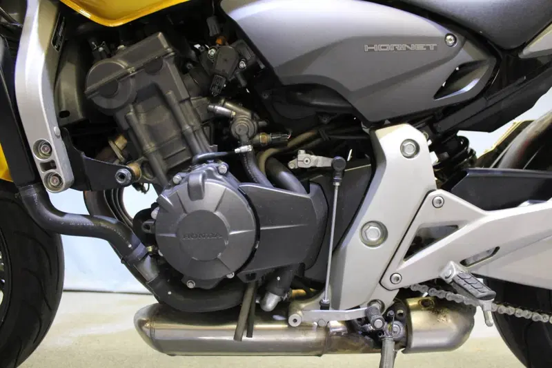 Honda Hornet 600 (2007 - 10) (17)