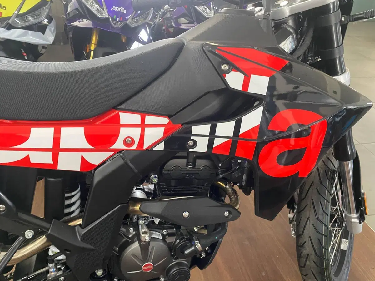 Aprilia SX 125 (2025 - 26) (4)