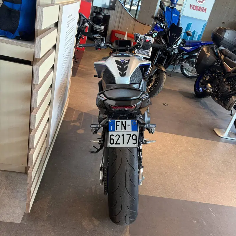 Yamaha MT-09 SP (2024 - 26) (2)