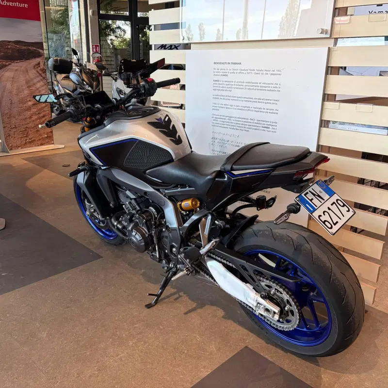 Yamaha MT-09 SP (2024 - 26) (10)