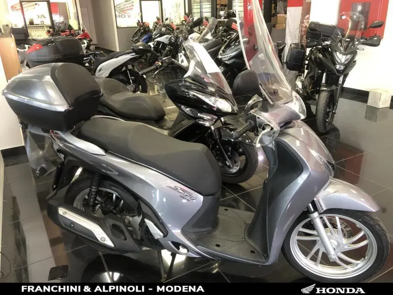 Honda SH 150i (2017 - 19) (9)