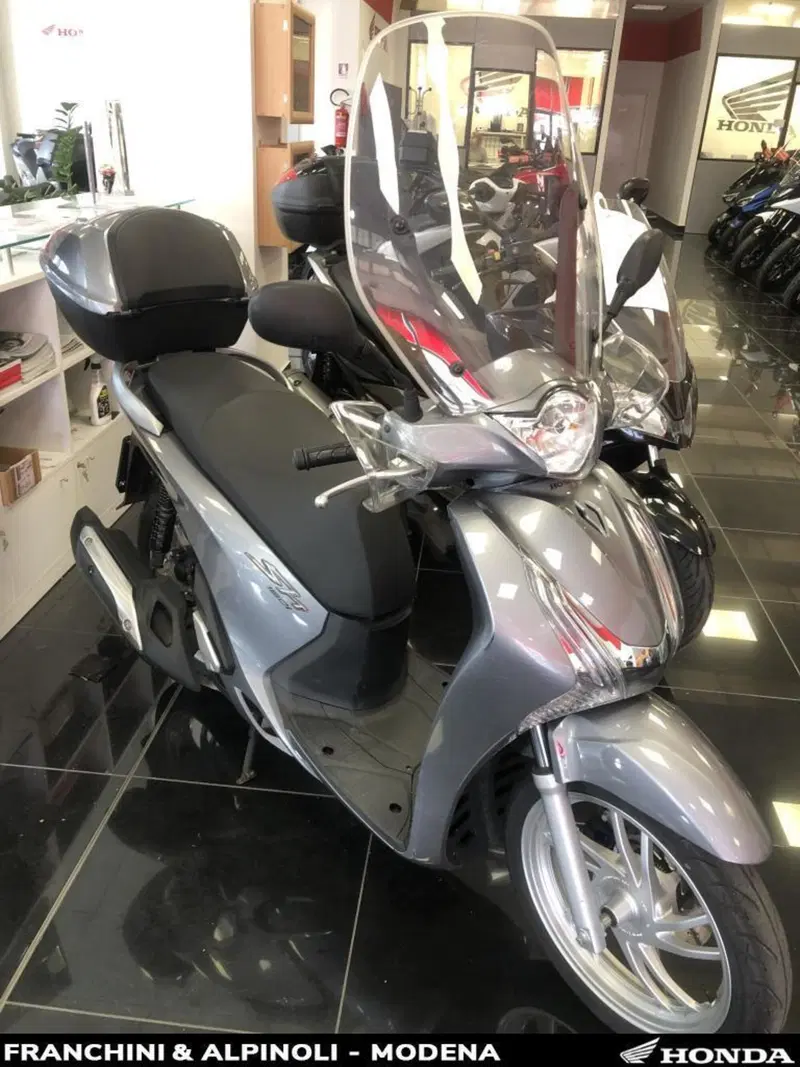 Honda SH 150i (2017 - 19) (3)