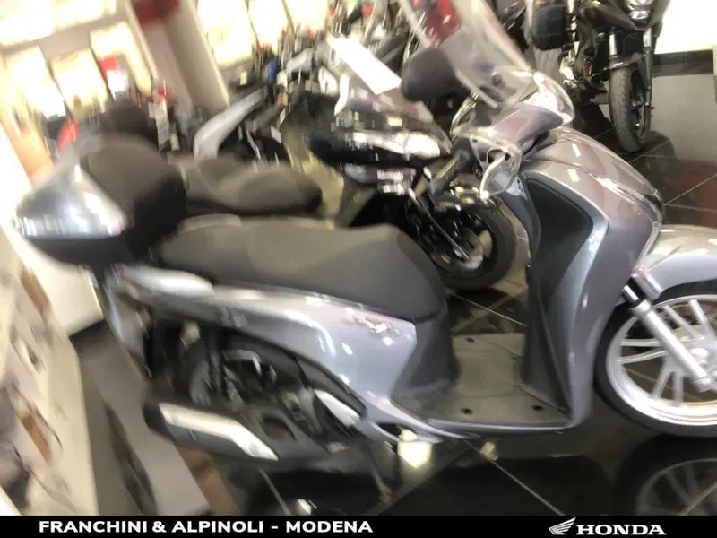 Honda SH 150i (2017 - 19) (5)