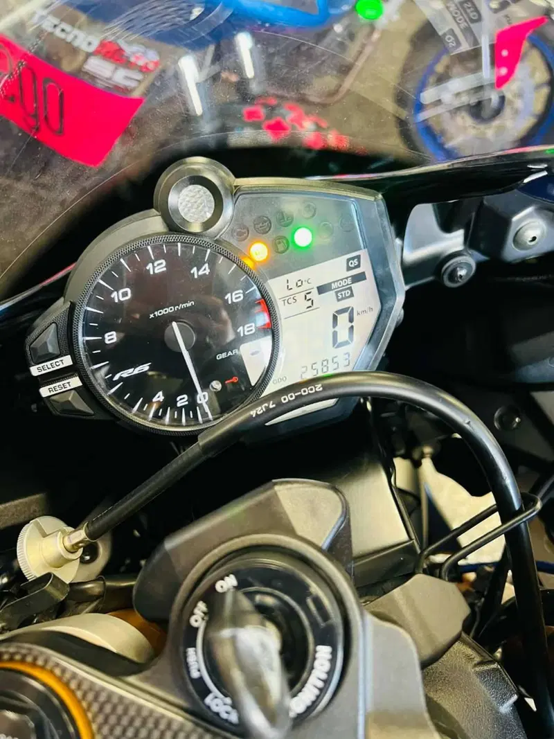 Yamaha YZF R6 (2017 - 20) (11)