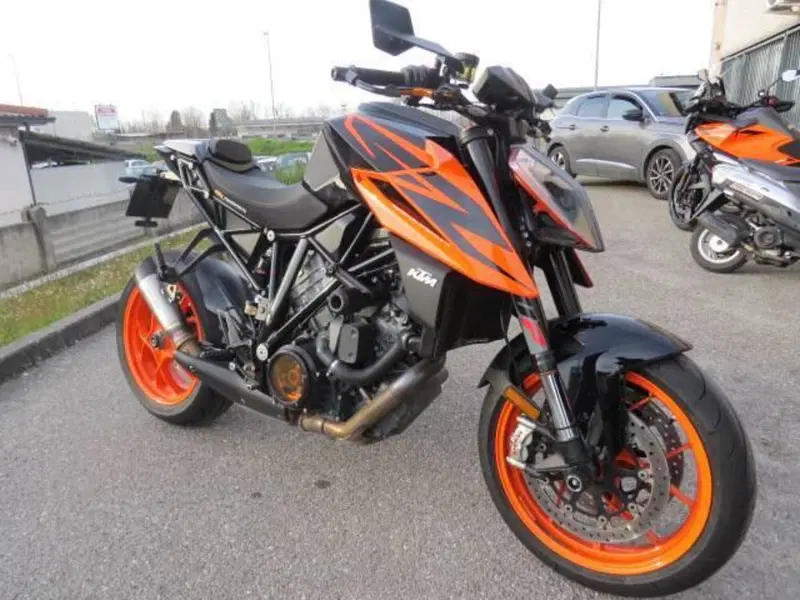 KTM 1290 Super Duke R (2019)