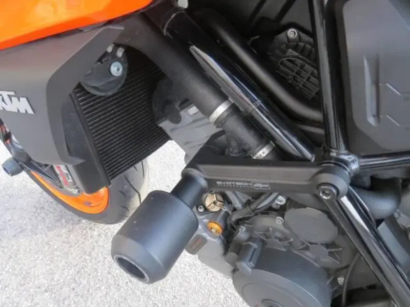 KTM 1290 Super Duke R (2019) (11)
