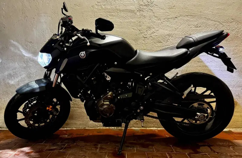 Yamaha MT-07 (2018 - 20) (2)