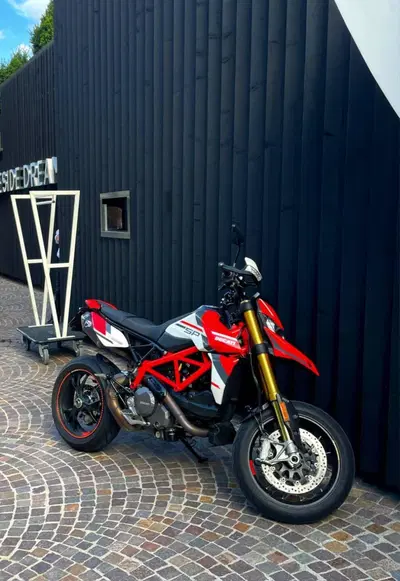Ducati Hypermotard 950 SP (2022 - 25) usata