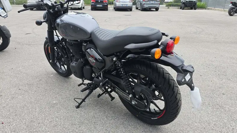 Royal Enfield HNTR 350 (2022 - 26) (4)