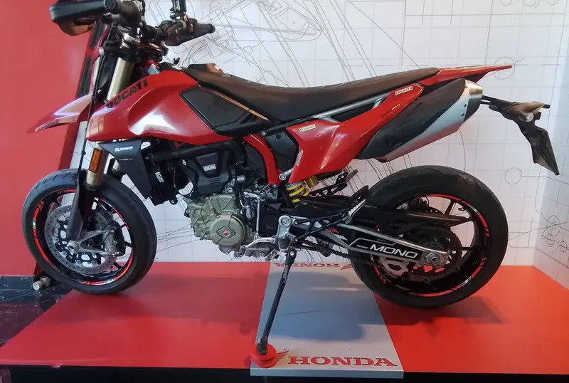 Ducati Hypermotard 698 Mono (2024 - 26) (3)