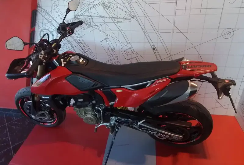 Ducati Hypermotard 698 Mono (2024 - 26) (9)