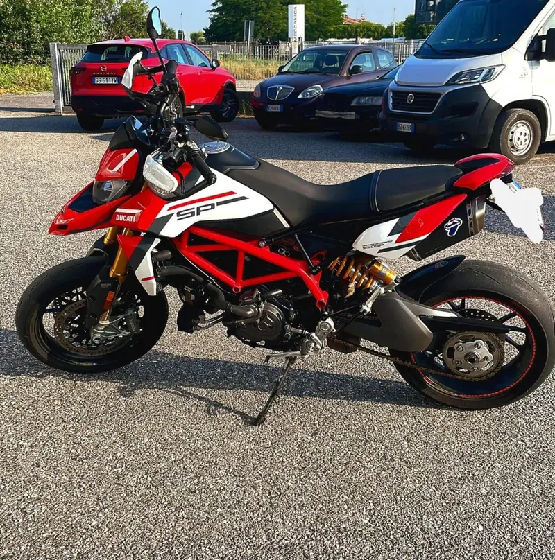 Ducati Hypermotard 950 SP (2022 - 25) (4)