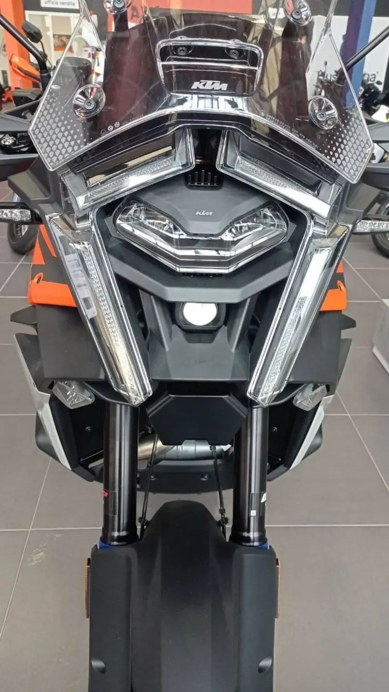 KTM 1390 Super Adventure S EVO (2026) (4)
