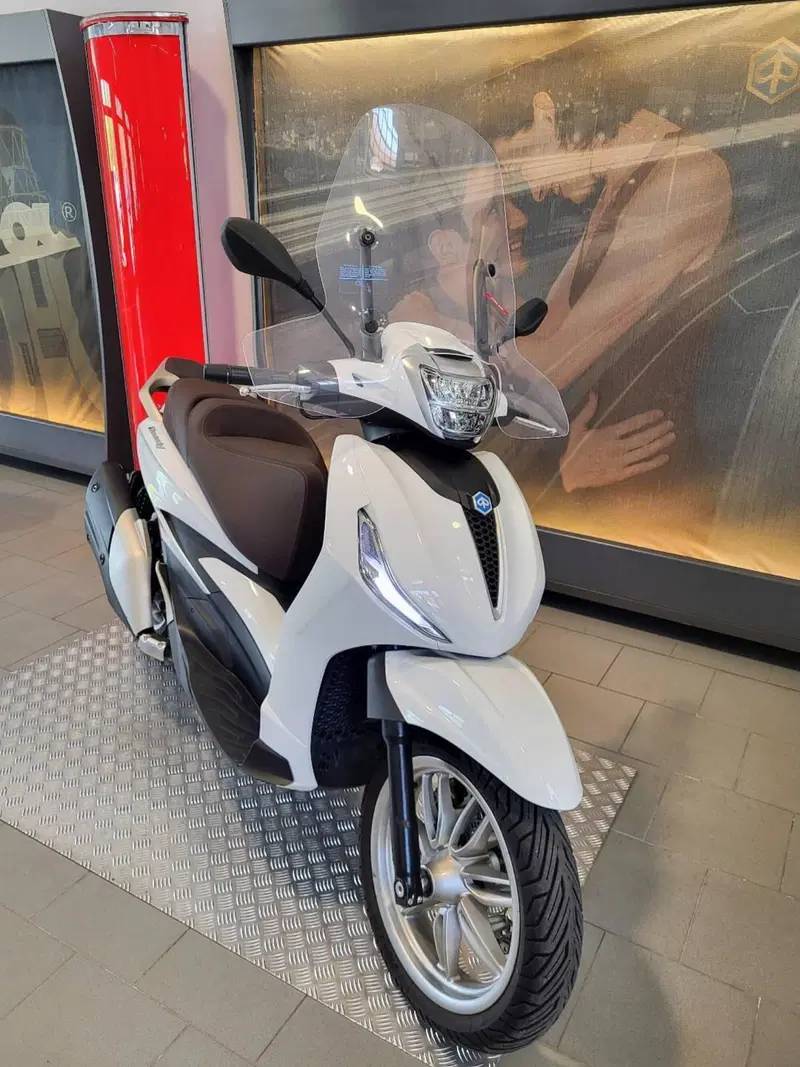 Piaggio Beverly 400 ABS-ASR (2021 - 24) (5)