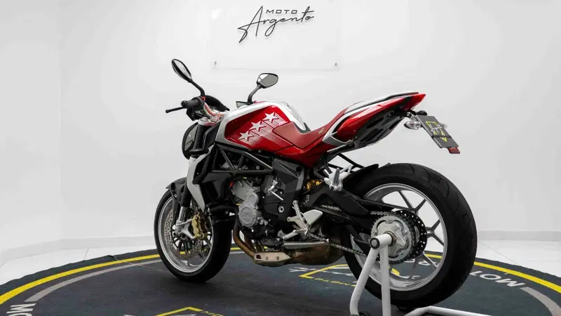 MV Agusta Brutale 800 (2012 - 15) (5)
