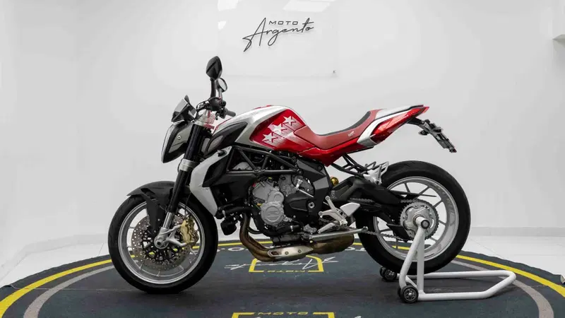 MV Agusta Brutale 800 (2012 - 15) (6)