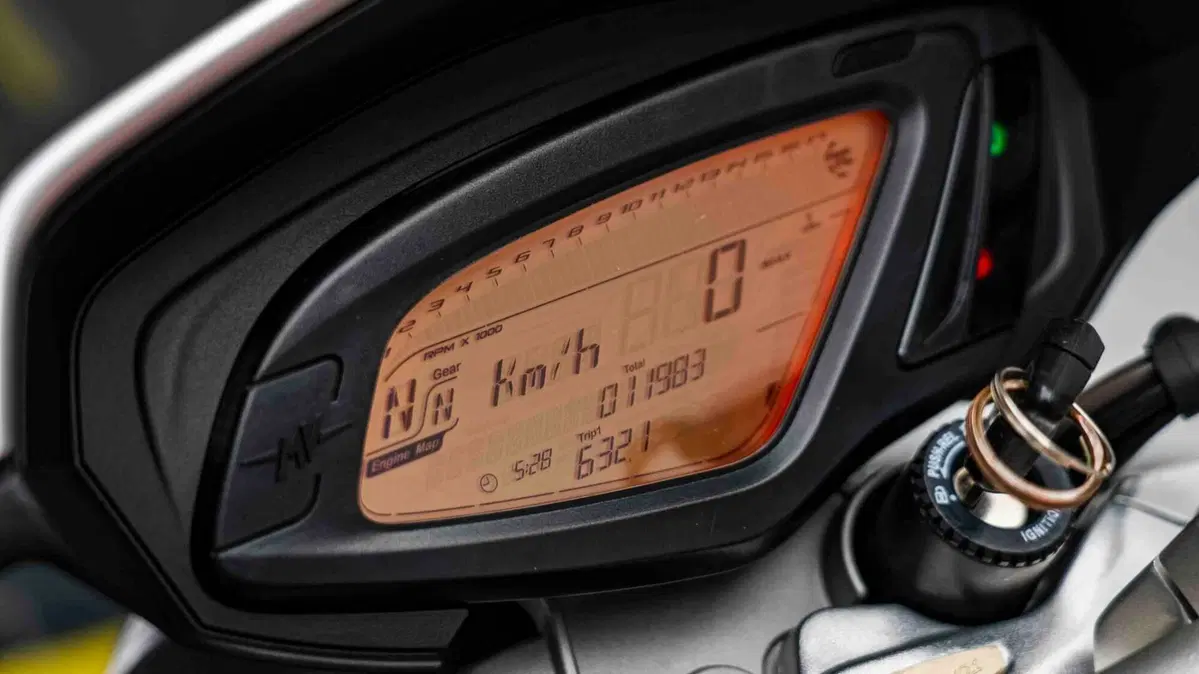 MV Agusta Brutale 800 (2012 - 15) (20)