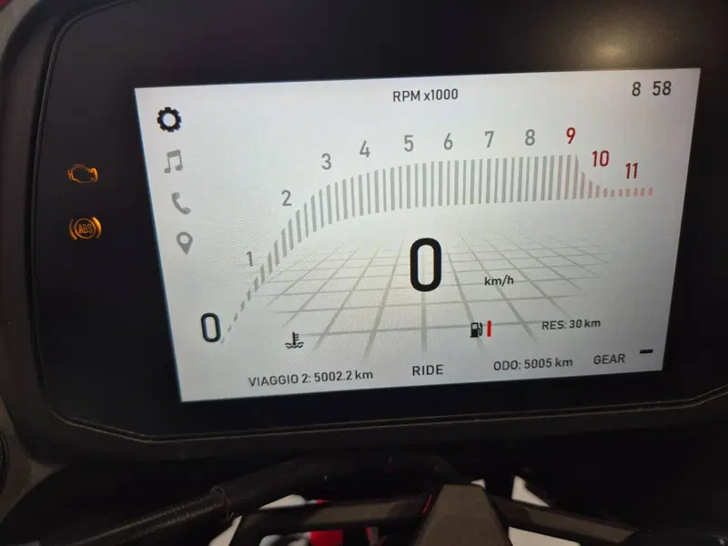 Moto Morini X-Cape 650 Gold Wheels Edition (2022 - 26) (6)