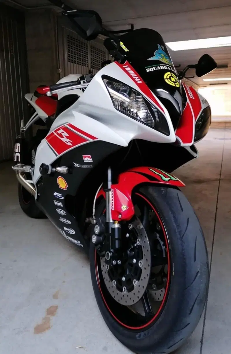 Yamaha YZF R6 (2008 - 09) (2)